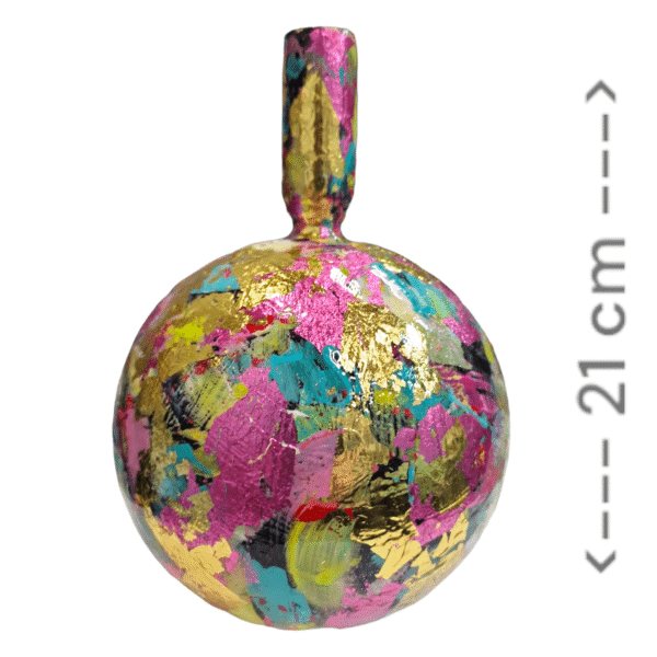 uniek interieur object. Kleine handbeschilderde kunstvaas Tiny Beauties – multicolor design Izartshop