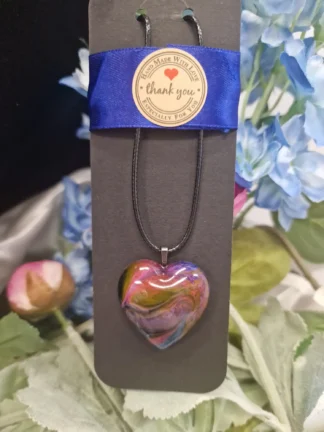 izartshop resin hart hals hanger