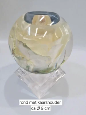 IzArtShop handgemaakte epoxy herinneringsstukken met gedroogde bloemen. resin op bestelling Bal medium met kaashouder