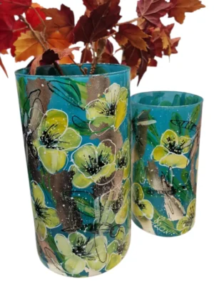 Izartshop groene vazen set in floraal design met goudblad. Duo van 29×15 cm en 23×11 cm.