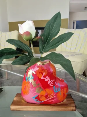 Glazen hart vaasje rood love, handbeschilderd – romantische mini vaas, uniek
