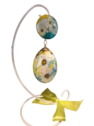 handbeschilderd ganzen ei, levensbloem april, madeliefje, geboorte cadeau