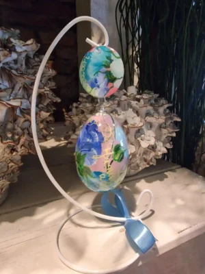 handbeschilderd ganzen ei, levensbloem januari, anjer, geboorte cadeau, baby shower
