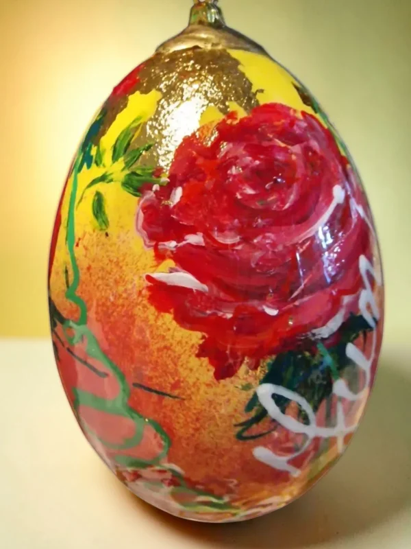 handbeschilderd ganzen ei, levensbloem juni, roos, geboorte cadeau