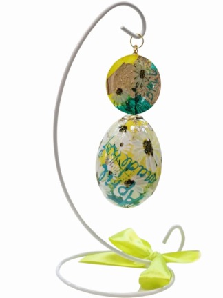 handbeschilderde ganzenei, april madeliefje geboorte cadeau. kunstwerk izartshop1