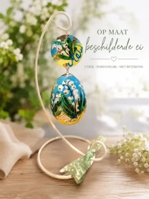 kunst op ei op maat, geboorte of kraamcadeau, moederdag, jubileum of trouwdag. Handbeschilderd
