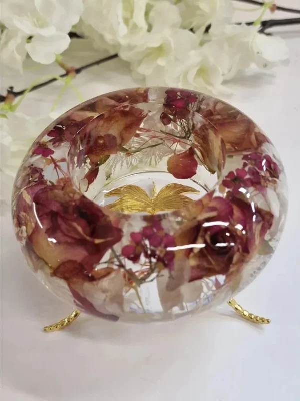 ronde bewaar doos of kaarshouder van epoxy met bloemen, izartshop