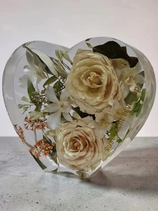 hart van epoxy, op bestelling, rouwbloemen, bruidsboeket, izartshop